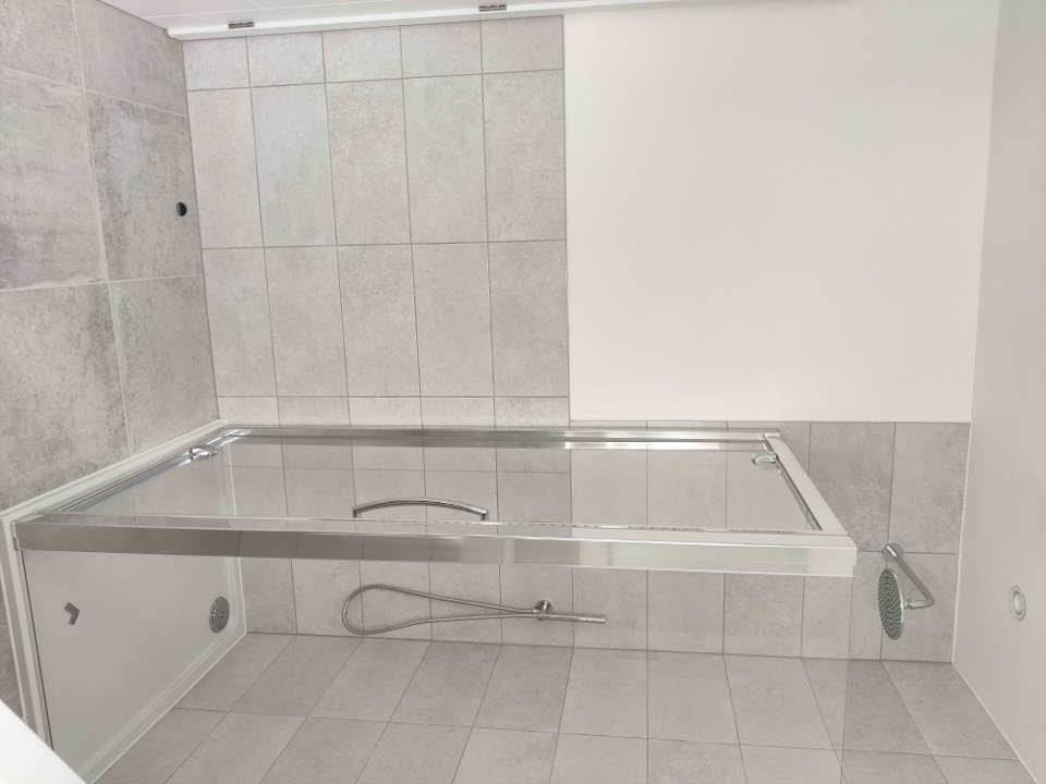 Akin Tiling work photo 3
