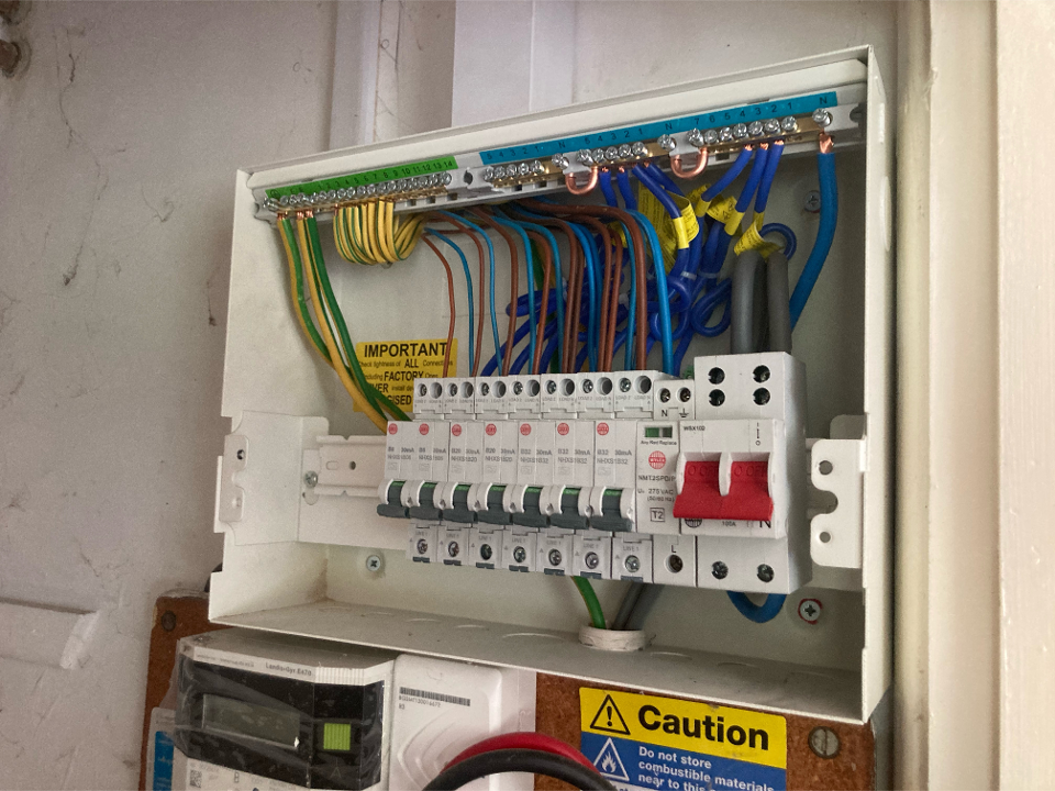 Lem Electrical London Ltd work photo 4