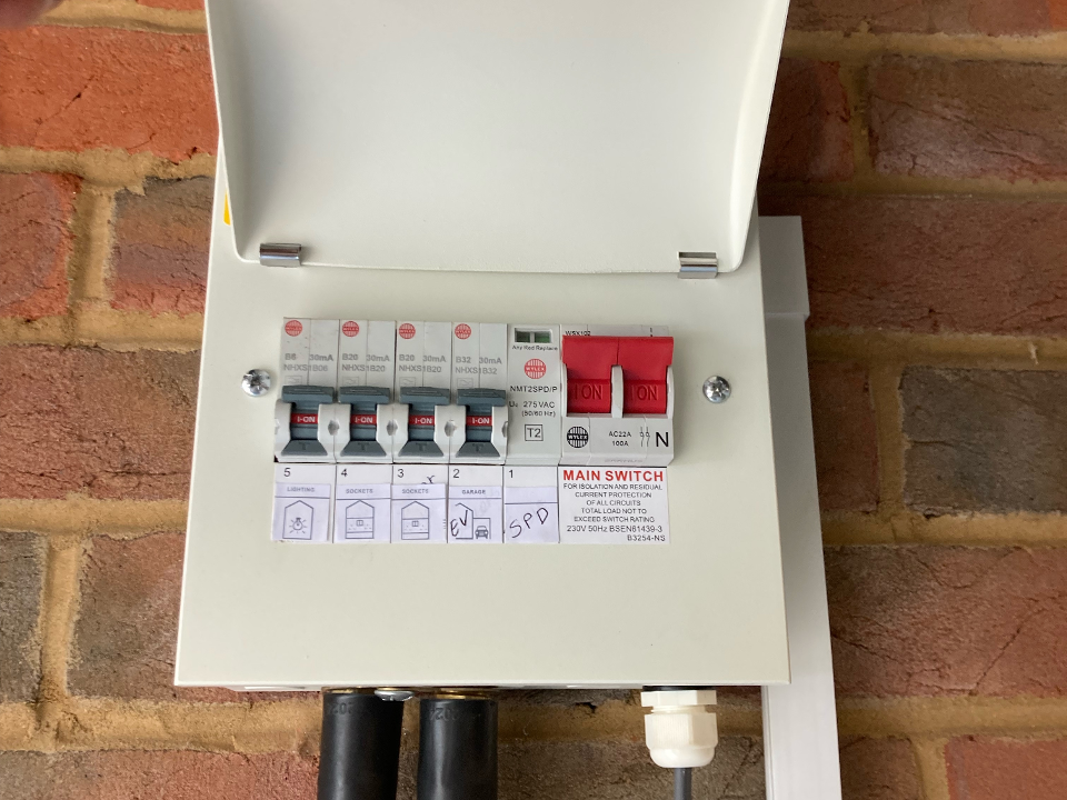 Lem Electrical London Ltd work photo 2