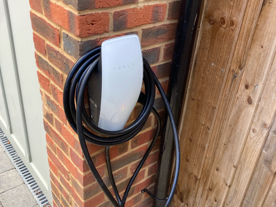Lem Electrical London Ltd work photo 1
