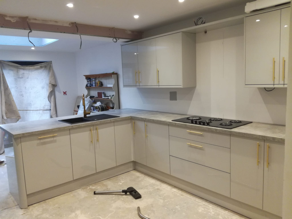 JP Carpentry & Building Services JP Kitchens & Bathrooms work photo 4