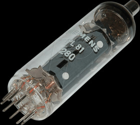 PL81 Electron tube, power tube, Noval, 9-pin, 300 mA
