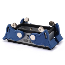 Przyłącze metalowe puste, 24 pin, 16 A, dolne przył. (montaż na przegrodzie), ręczne zamknięcia z rolką - metalowe T0-EBM24GM47