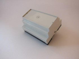 DIN - 6 modułów/zamknięta (seria 1050)