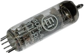 Lampa elektronowa PCL PCL 86 = 14 GW 8 Philips PCL 86 = 14 GW 8 Trzonek Noval Opis: Trioda-pentoda