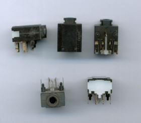 GNIAZDO JACK 3,5mm STEREO POZIOME Z WŁĄCZNIKIEM TYP1 (ZLJACK GN35-POZ-TYP1)