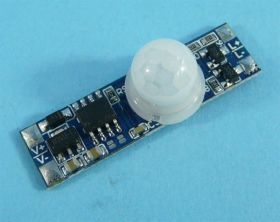 WYŁ.Z CZUNIKIEM RUCHU PIR LED 3A/5-24V