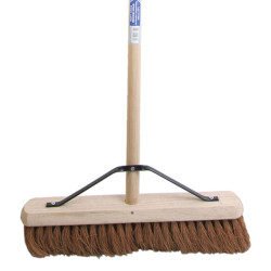 Faithfull FAIBRCOCO18H Broom Soft Coco 450mm (18in) &#x2B; Handle &amp; Stay