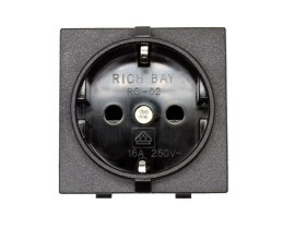 Gniazdo do przetwornicy 230 VAC / 16 A