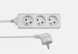 Przedłużacze z uziemieniem