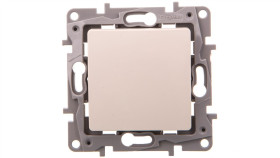 Niloe Łącznik Jednobiegunowy 10 Ax Kremowy 764600