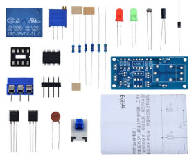 PRZEŁĄCZNIK OŚWIETLENIA Z CZUJNIKIEM ŚWIATŁA (FOTOREZYSTOREM) - ZESTAW DO SAMODZIELNEGO MONTAŻU (KIT-LIGHT-V1)
