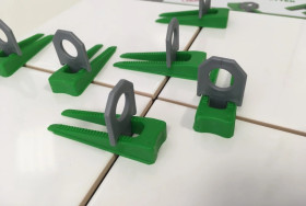 SET System poziomowania płytek KLINY zielone (200 szt)+KLIPS szary 1,5 mm(700 szt)