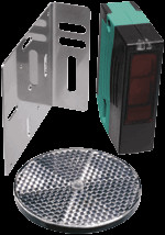 Reflecting light barrier, 0-12 m, relay, 24-230 V AC/DC, IP67, 128118