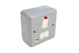 Bezpiecznik 13A MK Electric i wyłącznikiem 250V ac