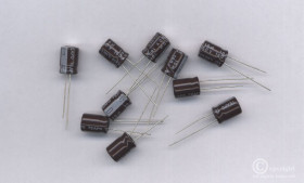 10uF/160V/105C (OPAK. 10 SZT.) KONDENSATOR ELEKTROLITYCZNY