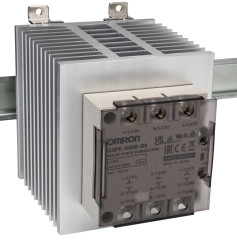 Przekaźnik półprzewodnikowy, montaż na szynie DIN 45 A Omron 528 V AC Łącznik fototriaka 3P-NO