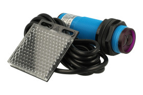 Czujnik; fotoelektryczny; G30-3B3PC; PNP; NO/NC; refleksyjny (z lustrem); 3m; 10÷30V; DC; 200mA; cylindryczny plastikowy; fi 30m