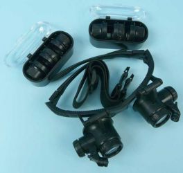 LUPA OKULAROWA Z PODŚW. 4-SOCZEWKI