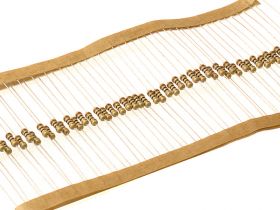 Rezystor 1/4 0,25W 6,8 ohm (100szt) /625