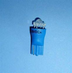 R-10 12V LED NIEBIESKA Z COKOŁ.PLAS.FLUX