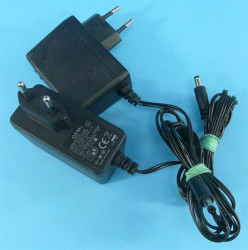 18V/1,00A WT. 2,1/5,5 ZASIL.IMP.