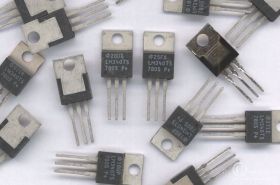 5V 1A LM340AT/T5 TO-220 STABILIZATOR