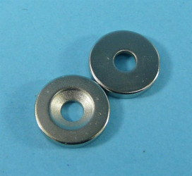 MAGNES PIERŚCIENIOWY 15x3mm OTWÓR 9/4mm