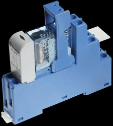 48.52.8.024.0060 Coupling relay, 2 changeover contact, 8 A, 24 V AC