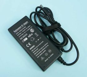 19V/3,16A 5,5x3,3 SAMSUNG ZAS.SAMOC