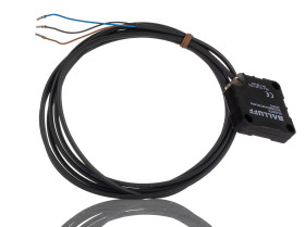 Czujnik zbliżeniowy Pojemnościowy 20 mm BALLUFF Wpuszczany 10 → 30 V DC długość 40mm w obudowie prostokątnej