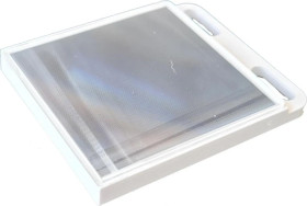 AP000048 Akcesoria laserowe, reflektor, 6,5x51x60mm, otwór szczelinowy, 2xØ4,8x8,8mm, IP69k, PMMA+PMMA, polaryzacja, mikropryzma