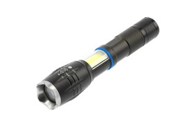 Latarka LED 8W 800lm 6400K zasięg do 500m IP44 3xAAA(bez baterii) czarna LT-LB8WT6-60