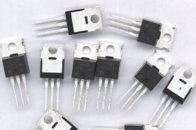 IRF9640 P 11A 200V TO-220 TRANZYSTOR