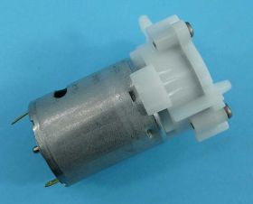 POMPKA DO CIECZY 3-12V 50L/h PRZY 6V