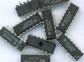 7403 SN74LS03N UKŁAD SCALONY