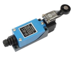 WYŁĄCZNIK KRAŃCOWY ME-8104 Z DŹWIGNIĄ Z ROLKĄ