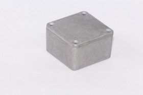 Obudowa Aluminium odlewane szerokość zew. 50 mm długość zew. 50 mm wys. zew. 27 mm Hammond IP54
