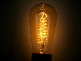 Żarówka Seleby ST58 60W E27 Squirrel Cage