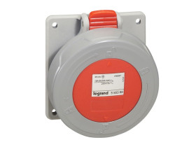 P17 TEMPRA PRO gniazdo tablicowe 32A 3p+n+z 400v ip67 555489 LEGRAND