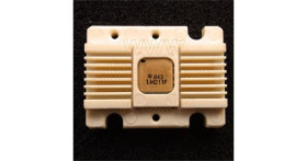 LM211F voltage comparator - National Semiconductor
