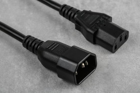 Przewód zasilania złącze A: IEC C13 złącze B: IEC C14 5m 10 A 250 V Czarny