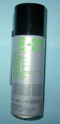 E-21 ZMYWACZ ETYKIET DUE-CI 200ml SPRAY