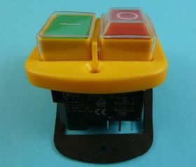 SSTM-04 WYŁ.BEZP.15A IP55