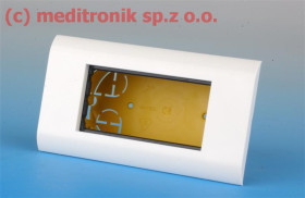 Puszka podtynkowa na cztery adaptery mosaic 45x22,5 mm