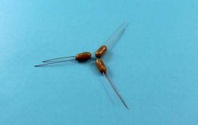 ERC 1uF/50V ODP.TANTAL 4,5x10 (100SZ)