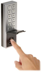 Terminal kontroli dostępu z klawiaturą i czytnikiem kart DS-K1T805MBFWX