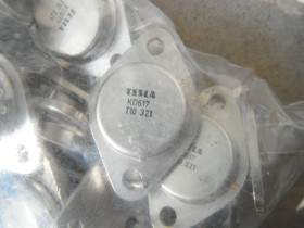 Tranzystor KD617 Tesla PNP 80V 10A 70W 2MHz TO3 parowane