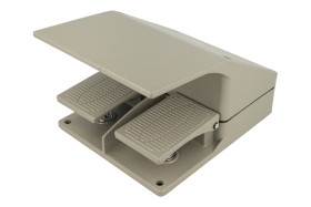 Przełącznik; nożny pedał; YDT1-16 (SFMS-15); ON-(ON); monostabilny; śrubowe; 2 tory; 2 pozycje; podwójny; z osłoną; 15A; 220V AC