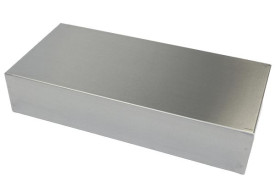 Obudowa ogólnego użytku Aluminium szerokość zew. 177,8 mm długość zew. 76,2 mm wys. zew. 381 mm Hammond
